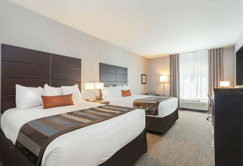 Люкс, Wingate By Wyndham Altoona Downtown/medical Center