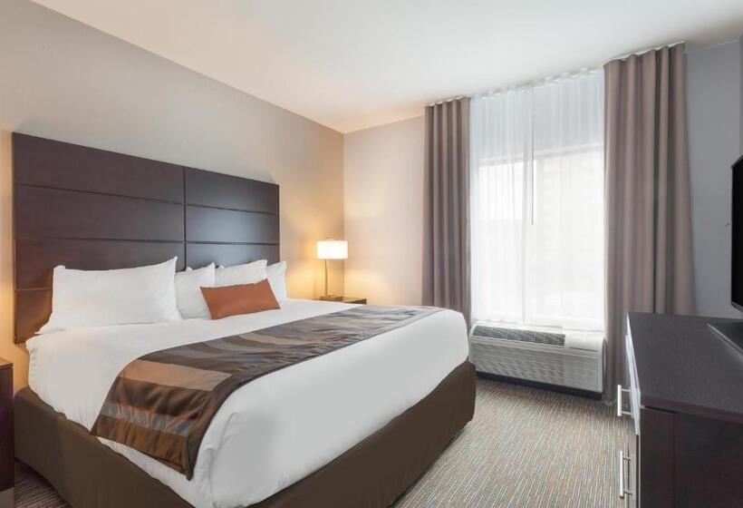 Люкс Кровать Кинг, Wingate By Wyndham Altoona Downtown/medical Center