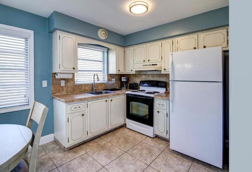 Апартаменты 1 Спальня, Maydee Suites In Florida