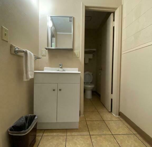 Номер Стандарт, Regency Inn