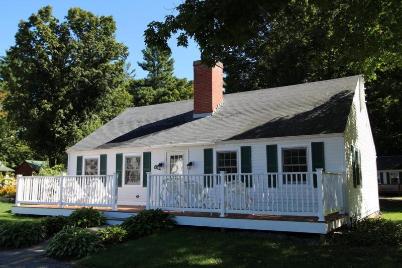 Family Suite, New England Inn & Lodge