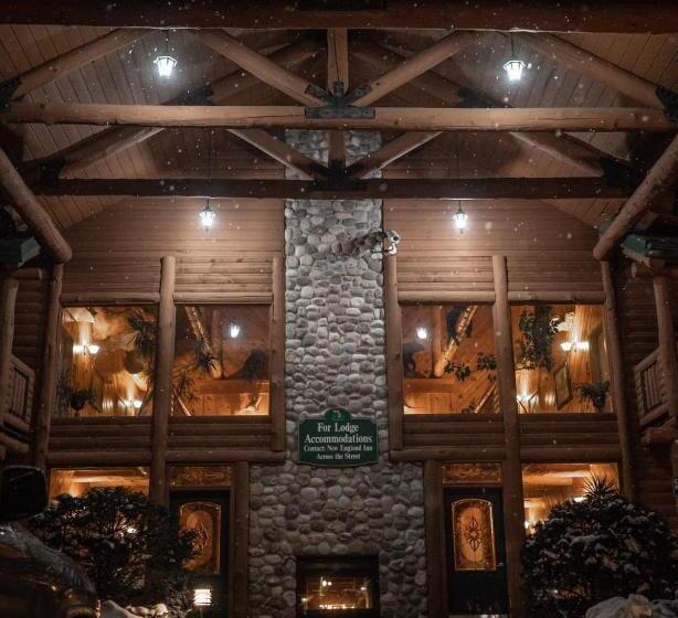 اتاق استاندارد با تخت بزرگ, New England Inn & Lodge