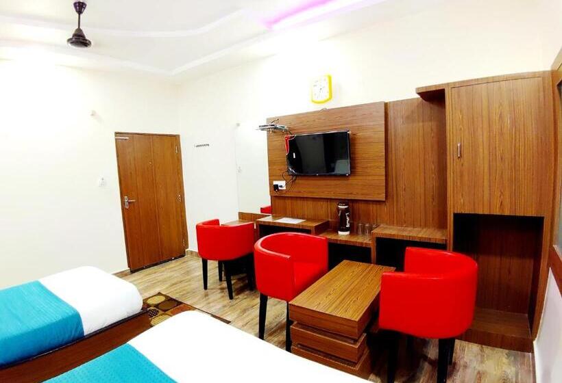 Quarto Triplo Superior, City