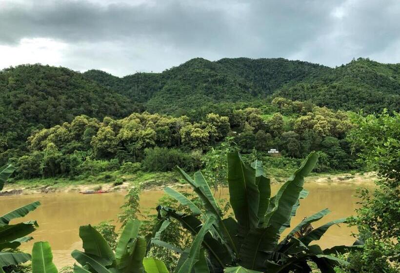 Номер Стандарт, Mekong Riverside Lodge