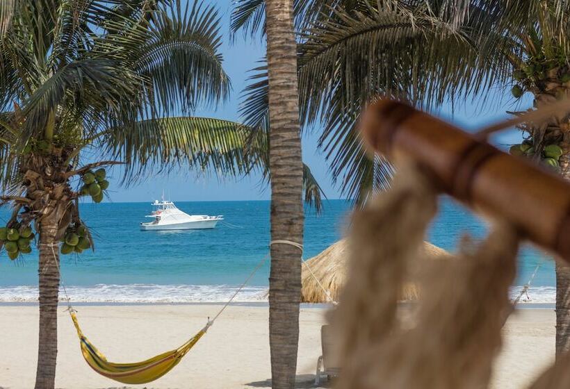 디럭스 방갈로, Punta Sal Suites & Bungalows Resort