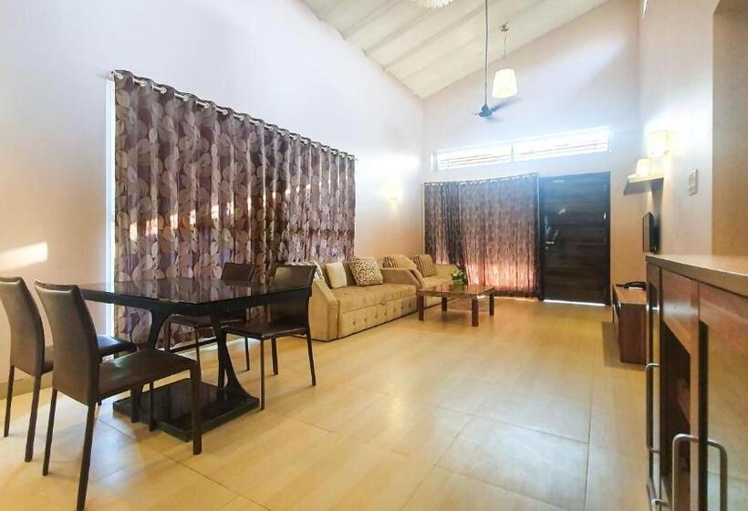 Вилла 2 Спальни, Rainforest Resort And Spa, Igatpuri