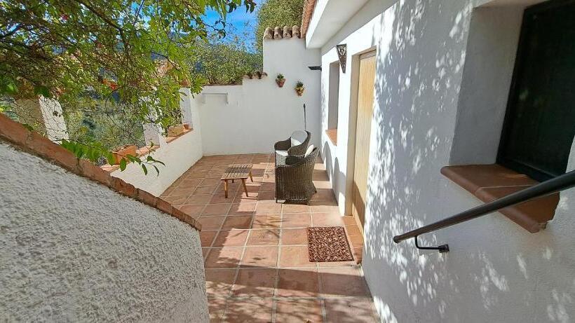标准间, Casa El Chorro