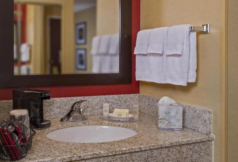 Номер Стандарт Адаптированный для Инвалидов, Courtyard By Marriott Richmond Northwest