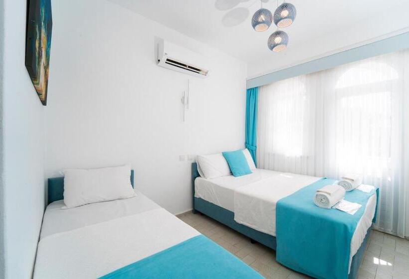 Трехместный Номер Deluxe, Kemer Royal Beach
