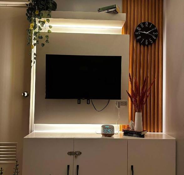 침실 2개 아파트, Joystaycation Condo