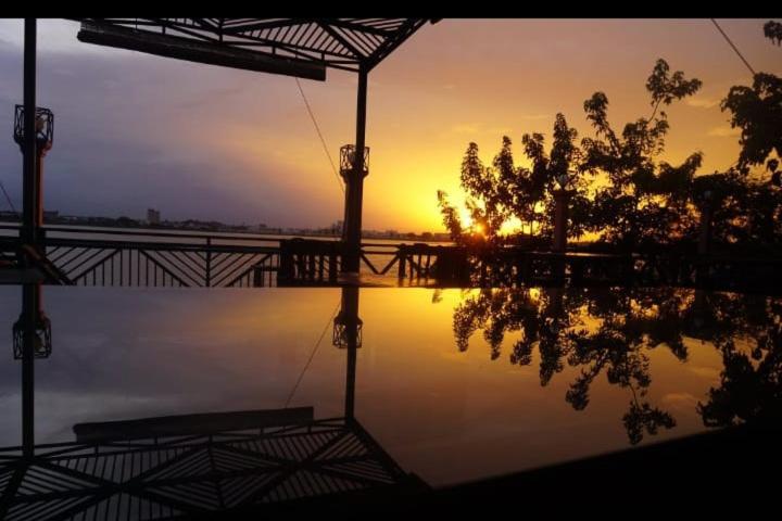 Deluxe room with river view, Villa Sala Vanna
