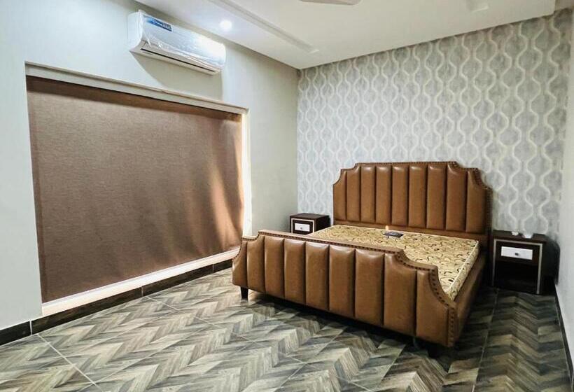 اتاق خانوادگی, Rehman Luxury Rooms And Apartments