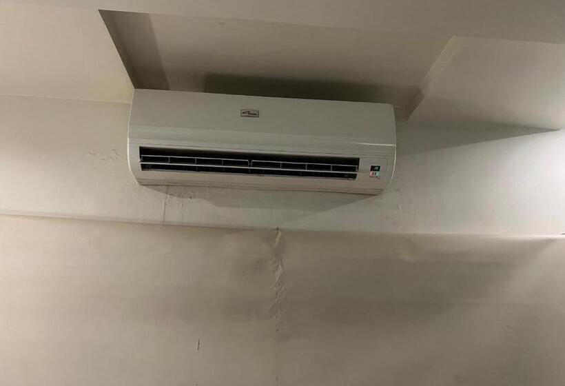 اتاق لوکس با تخت بزرگ, Friends