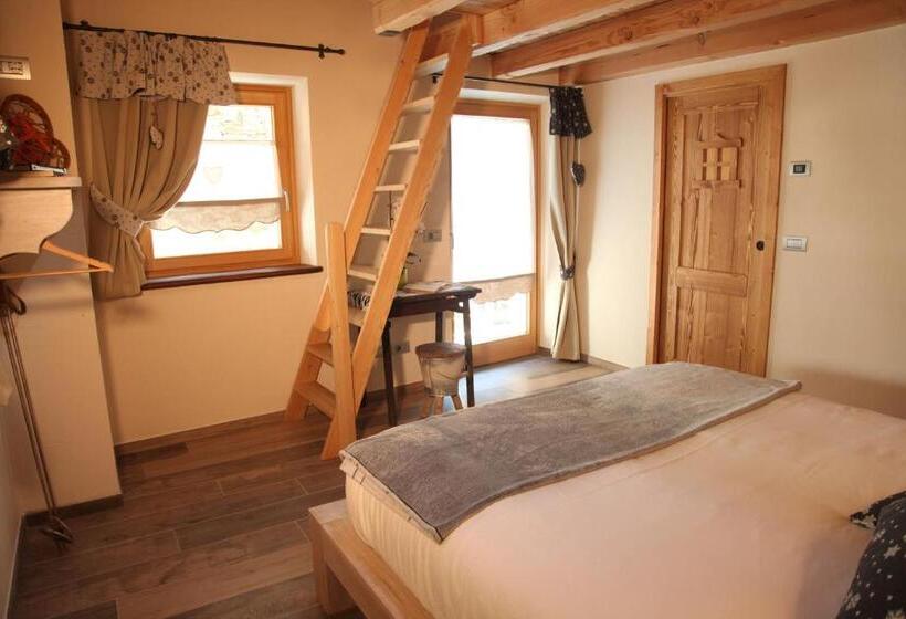 اتاق لوکس خانوادگی, Mi Casa Tu Casa