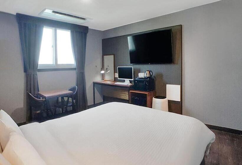 חדר דלוקס, Pension Inn
