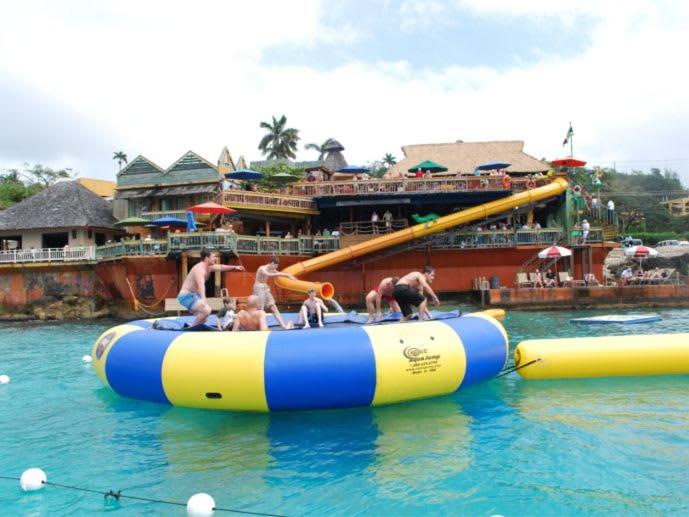 خانه 1 خوابه, Hospitality Expert Bts 5   Pool Beach & Bar