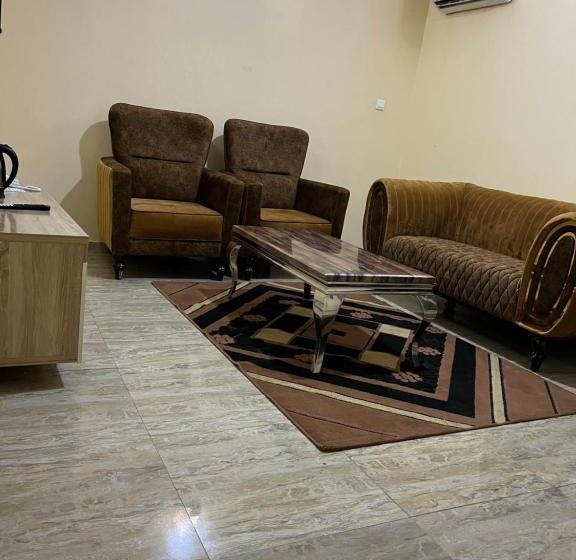 سوییت, Radiance Spring Hotels