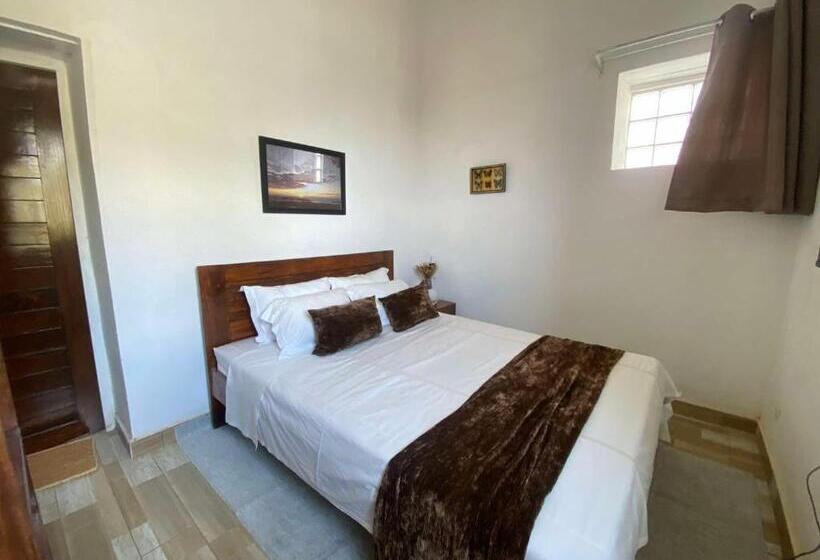اتاق استاندارد با چشم‌انداز دریاچه, M Serenity Guest House