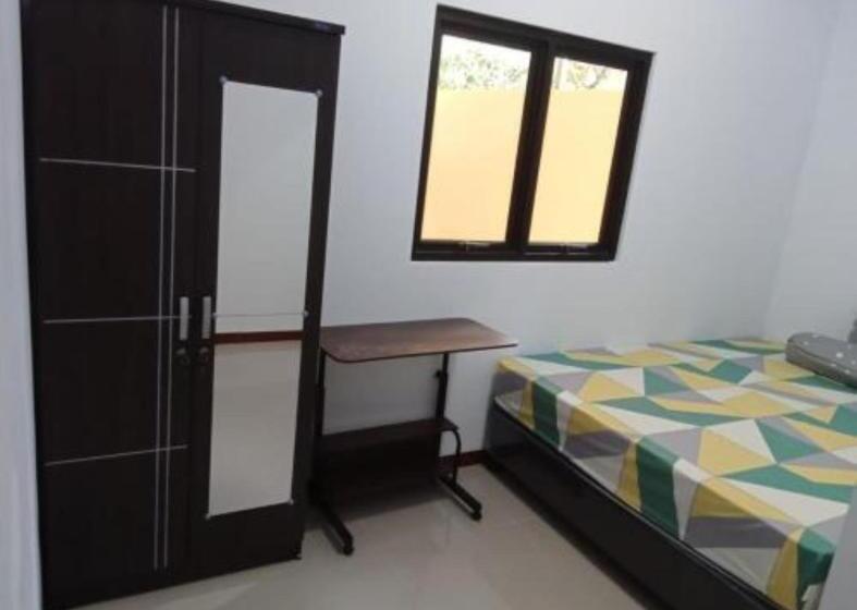 Номер Economy, Spot On 94166 Kost Bunda Syariah