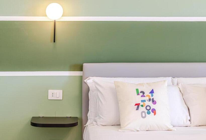 4인용 수피리어 룸, Numberz Rooms And Apartments