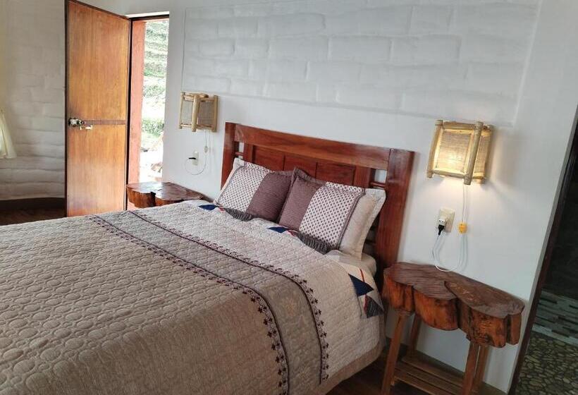 اتاق لوکس خانوادگی, Ecolodge Inti Wata