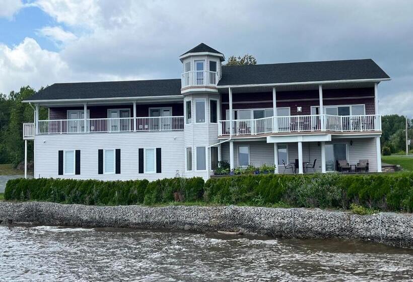 스위트 킹사이즈 침대, Haileybury Lakehouse