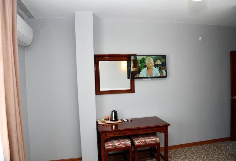 标准间, Tuzla Grand