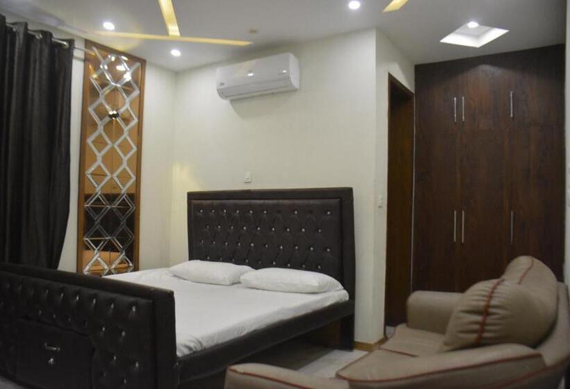 آپارتمان خانوادگی 2 خوابه, Ukasha Guest House