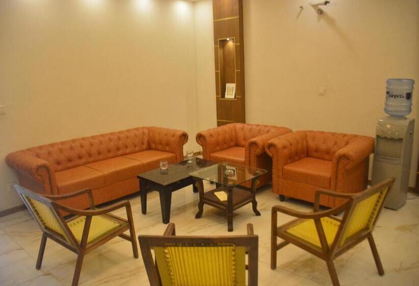 خانه 1 خوابه, Ukasha Guest House