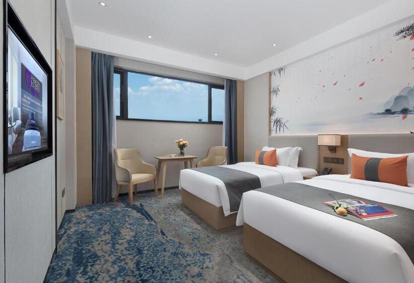 Номер Superior, Kanglai Hotel   Changsha Huanghua Airport Dalucun Metro Station Airport Pick Up And Drop Off Service