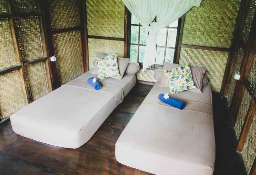 Quarto Economy, Bale Jukung