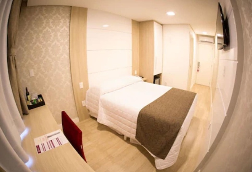 Номер Superior, Holiday & Business Hotel   Em Frente Ao Centro De Eventos E Arena Conda