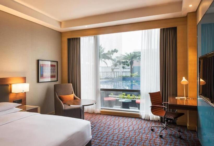 스탠다드 룸 킹사이즈 침대, Hyatt Regency Lucknow Gomti Nagar