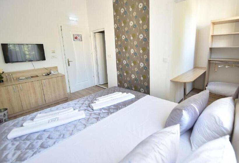 آپارتمان 1 خوابه با چشم‌انداز باغ, Villa Nina Hotel & Lounge Bar