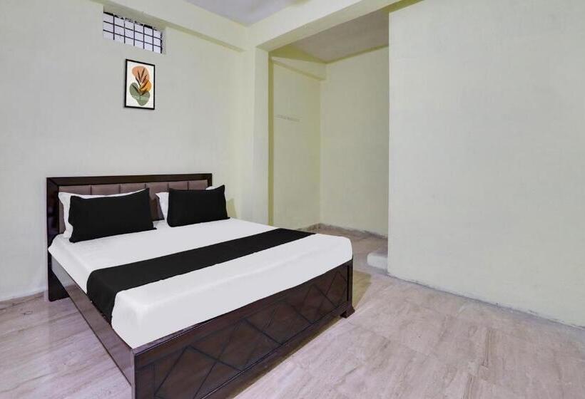 اتاق کلاسیک سه تخته, Oyo Family Lodge