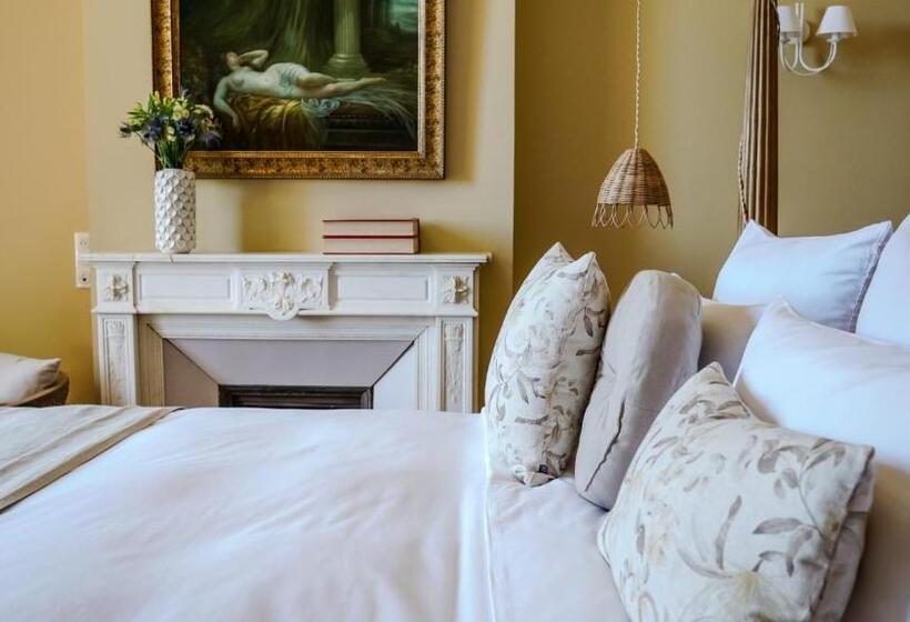 Номер Стандарт Вид на Море, Chateau Pascalette