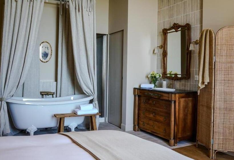 Номер Deluxe Вид на Море, Chateau Pascalette