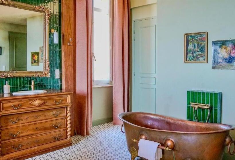 Семейный Номер Вид на Море, Chateau Pascalette
