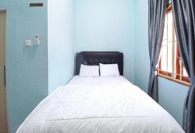 اتاق لوکس, Rega Guesthouse Redpartner