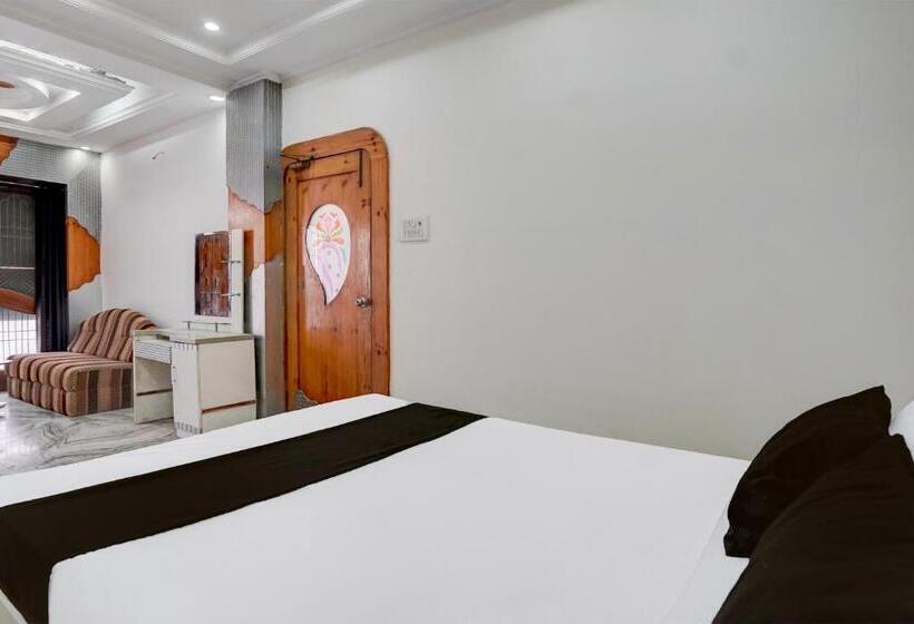 Quarto Triplo Clássico, Oyo Hotel 2nd Home