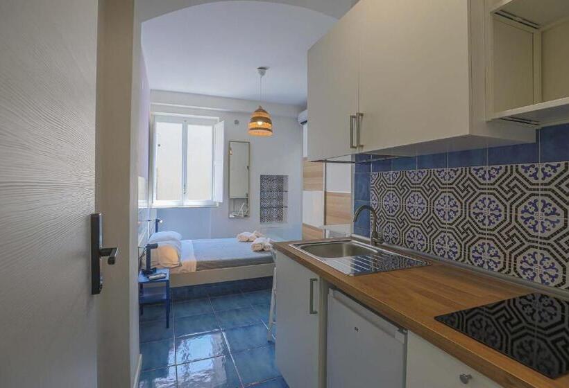 اتاق استاندارد, Amami Home