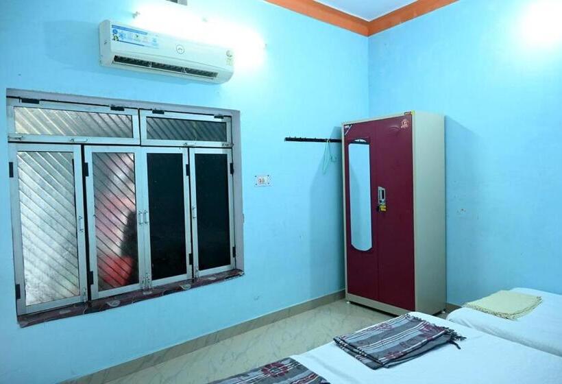 Номер Стандарт, Sandhya Guest House