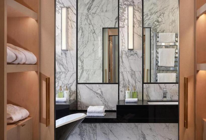 Номер Deluxe, Maison Albar   Le Victoria