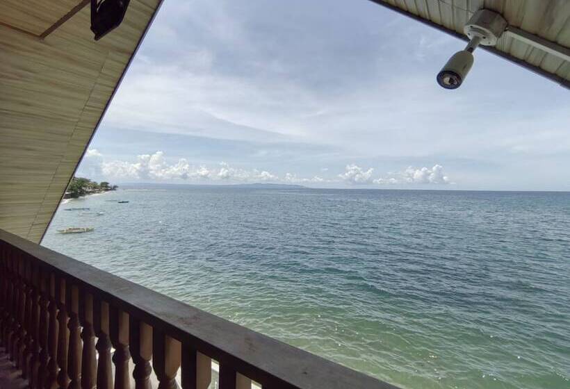 Вилла 2 Спальни, Sea Breeze Beachfront Villa Cebu