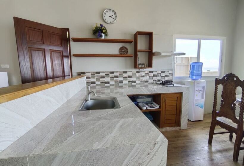 Вилла 2 Спальни, Sea Breeze Beachfront Villa Cebu