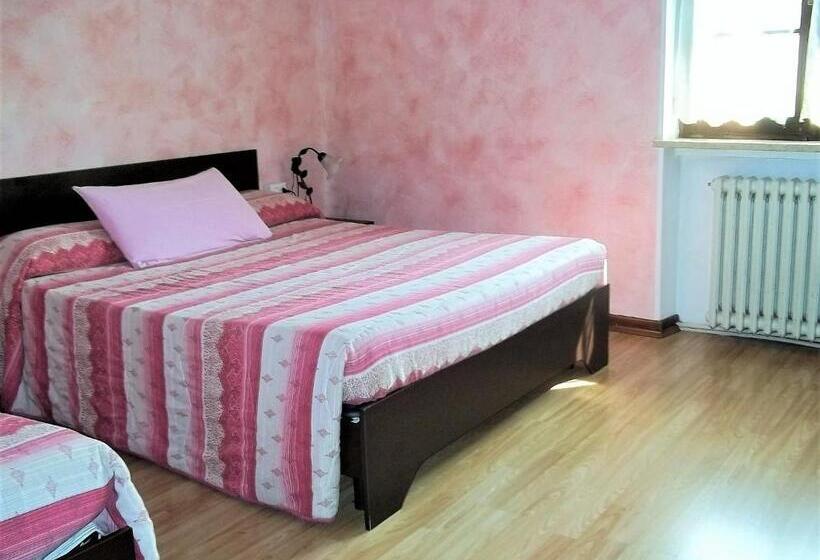 غرفة قياسية ثلاثية, B&b Dei Laghi