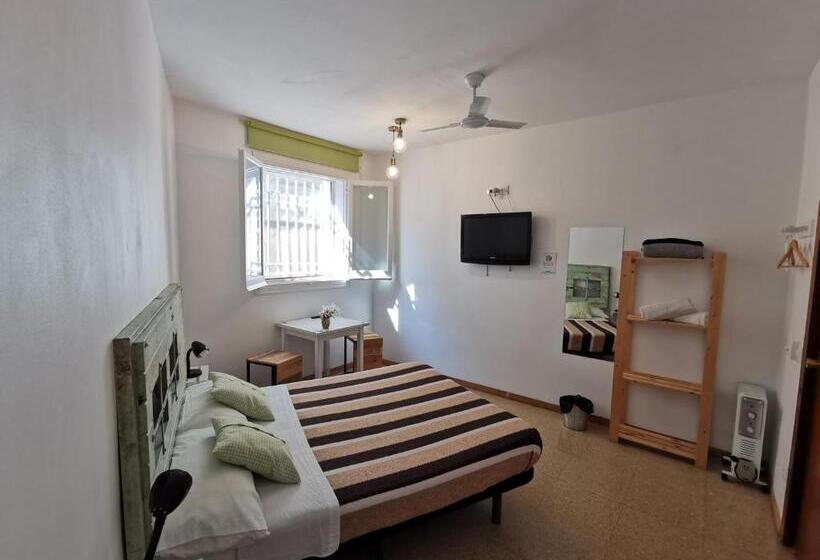 スタンダードルーム, Mucha Masia Hostel Rural Urba
