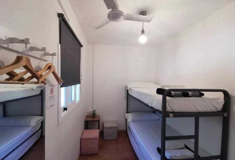 ベーシックルーム, Mucha Masia Hostel Rural Urba