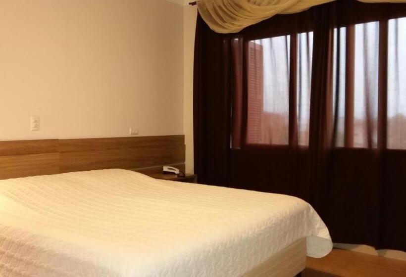 Номер Deluxe, Das Figueiras