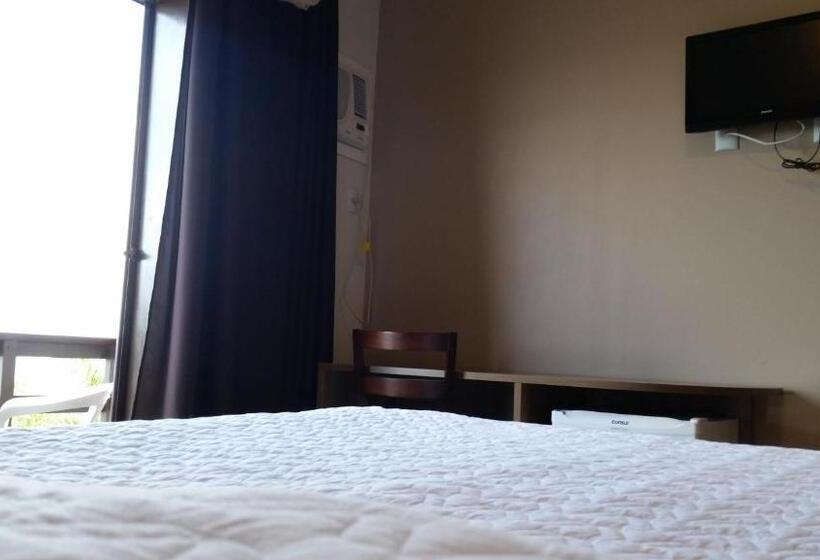 Quarto Triplo Estandar, Das Figueiras